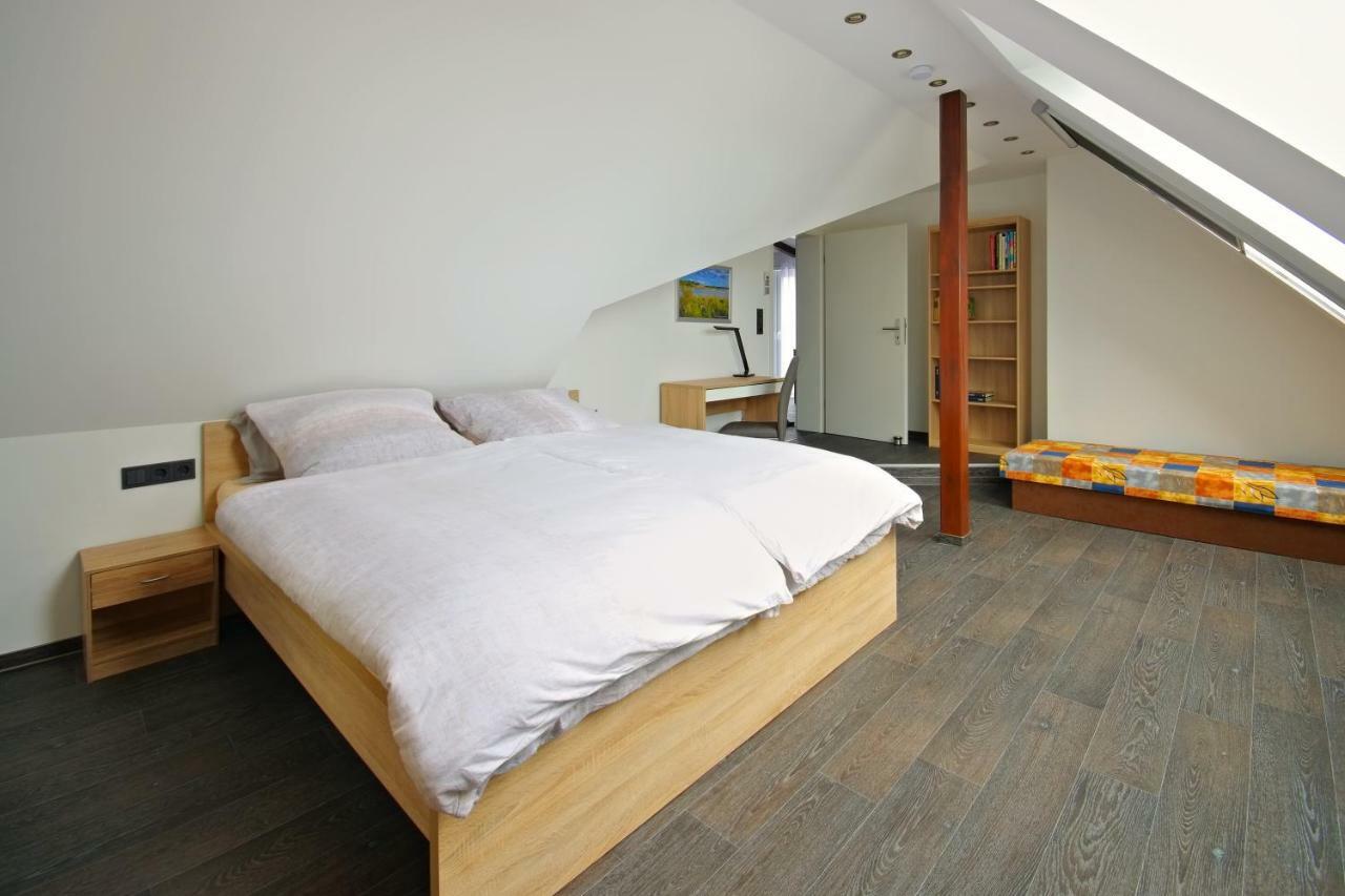Ferienwohnung Lausitzer Seenland Tom โกรสเรสเชน ภายนอก รูปภาพ